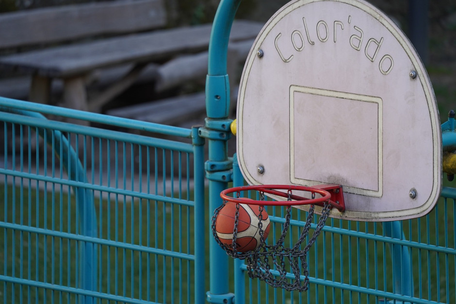 辽篮两大难题：张镇麟将进行腰胯手术无缘亚洲杯 全力续约赵继伟