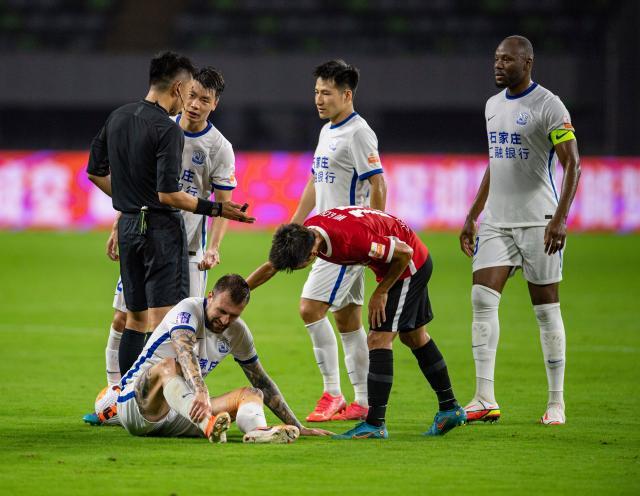 九游游戏-为保级添砝码沧州锁定两外援 米哈伊洛维奇或离队