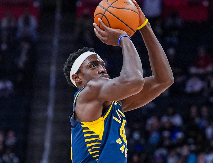 双核缺阵白帝高开低走，西亚卡姆21+8+6+准绝杀，步行者复仇绿军